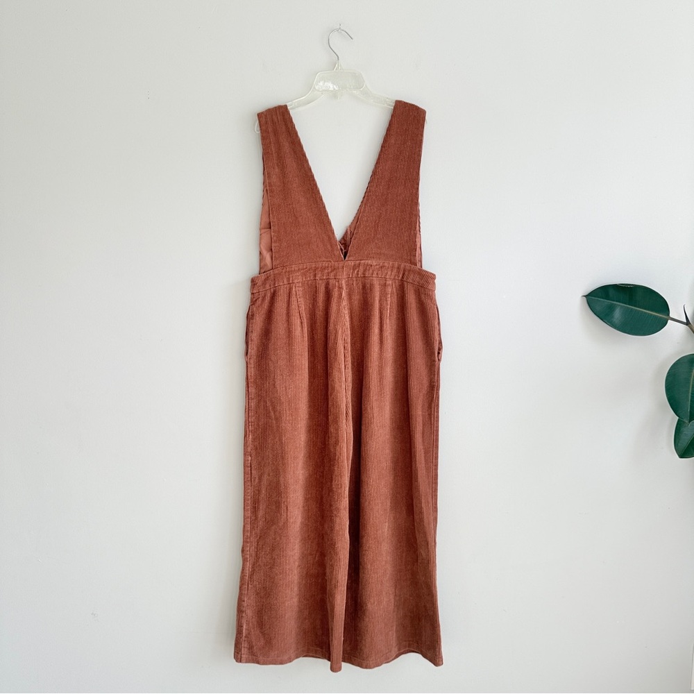 Lulu’s Corduroy Wide Leg Overall Jumpsuit - Picture 8 of 10